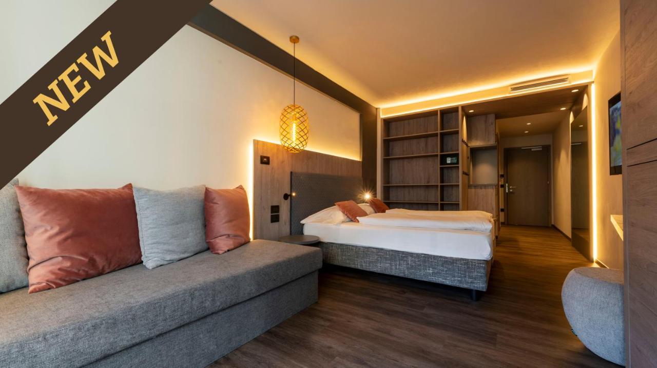 Hotel Ideal Park Laives Exteriör bild